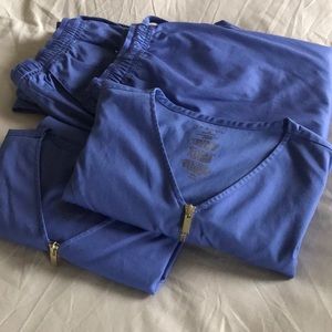 ✨New 1/2 Off Scrub Set✨